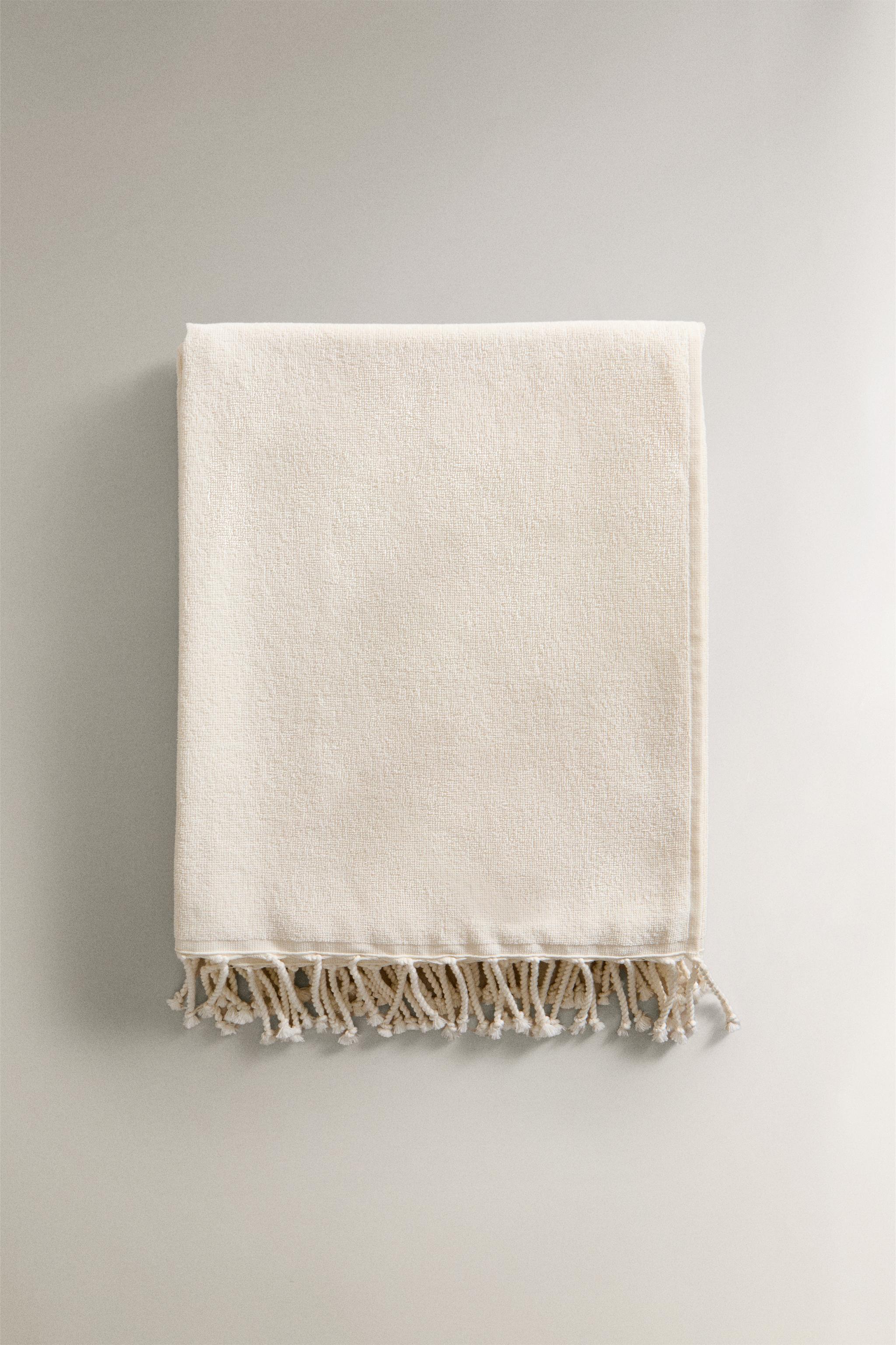 FRINGED COTTON BEACH TOWEL